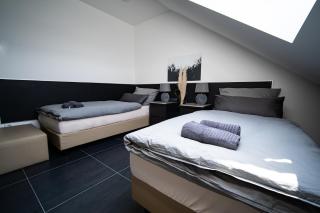 Haus blauer Stein - 6 Wohnungen, 15 Schlafzimmer - Pulheim - 6