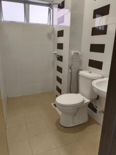 8Pax comfortable setia residen - Sitiawan - 7