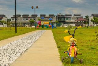 8Pax comfortable setia residen - Sitiawan - 6
