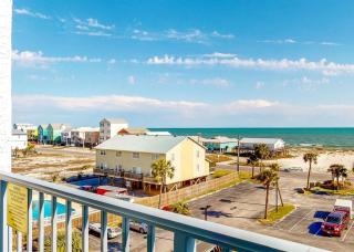 1Br/1Ba Sleeps 4 Near Beach w/ Breathtaking Ocean Views - Gulf Shores - 2