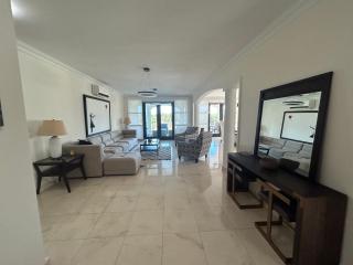Coco Beach Resort Condo - 4
