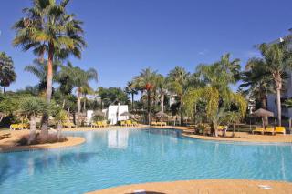 1126 BEACHFRONT HIGH STANDARD APARTMENT WITH TERRACE - 7