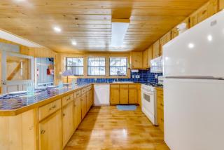 Ruidoso Cabin in the Mtns River and Forest Views! - 9