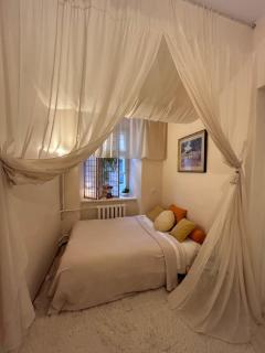 Unique 2 bedroom apt with a vintage touch (4+1) - 1