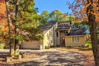 Mountain Hideout by AvantStay Game Room Deck - Albrightsville - 8