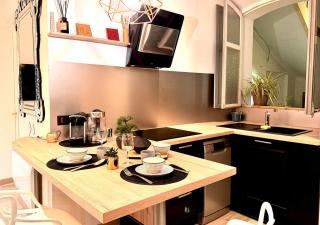 California Studio-Parking-Wifi-Confort- Jardin commun avec Splendide Vue Mer-CapitalChic Services Cannes - Cannes - 1