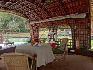Spice Coast Cruises - Houseboat, A CGH Earth Experience - Alleppey - 9