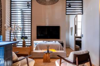 Host Inn Neat Sūite - Spa & Cinema - Lione - 2