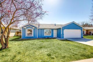 True Blue Family Home - Meridian - 0