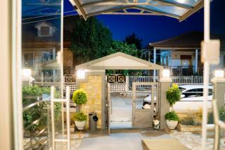 Niriides Apartments - 8