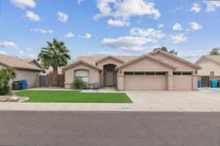 Hues of the Horizon House with Pool & BBQ - 7