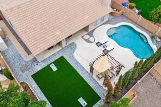Hues of the Horizon House with Pool & BBQ - 6