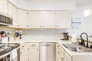 Porch and Water Views Getaway in Mallard Lakes - 1