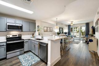 Calypso 3 New Relax Unwind Luxury PCB next to Pier Park 3 Bed 2 Bath Pool Hot Tub Tikki bar - Panama City Beach - 0