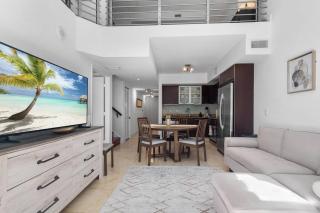 Brickell 2 Story Luxury Getaway With Pool - Miami - 8