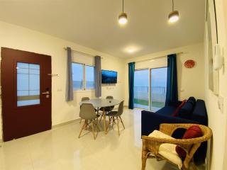 סויטות הר וים - 1