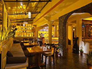 Hotel Golden Orchid - Darjeeling - 8