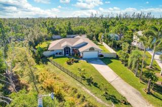 Game Room and Deck Spacious Home in St James City - Flamingo Bay - 8
