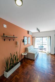 Departamento con balcón espectacular by Lofty - 0