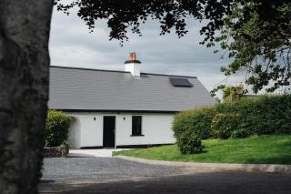 Debbie's Cottage at Tullig House & Farm - Killarney - 8