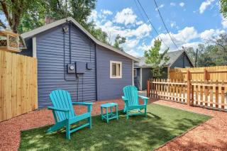 Charming Half Pint Downtown Stay Pet Friendly - 0