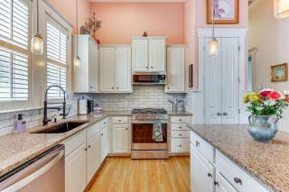 Charming Wilmington Cottage - Walk to Downtown! - Wilmington - 2