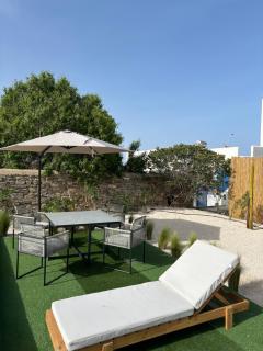 Minimal Blue Apartment with Sunset View in Paros - Parikia - 9