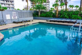 Immaculate Ocean View Condo with Endless Ocean Views- Bluewater Resort 811 - Myrtle Beach - 3