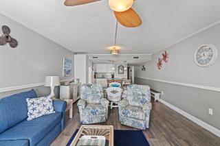 Beautiful Oceanfront Condo 1102 - Myrtle Beach - 2