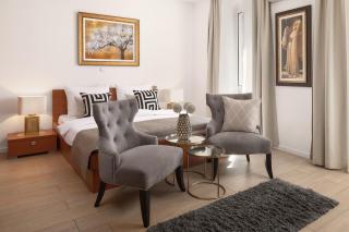Apartments Studios 81 - Split - 2