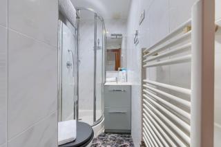 Vivienda Turística, Refugio Azkue Encanto y Comodidad - Bilbau - 6
