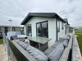 Golden Anchor - The Oakland Lodge - Coastal Caravan Breaks - Chapel Saint Leonards - 3