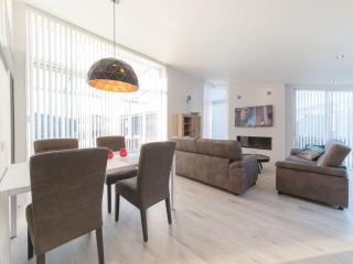 Modern Chalet by Forest in Zeeland - 4