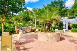 Baytowne Wharf - Pilot House #133/#135 - Destin - 9