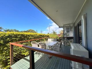 Camelot - Yamba - 2