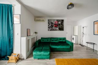 Happy Heart Hideaway - Bucharest - 9