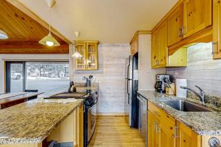 The Mountain Perch, Cabin 7 - Sunriver - 2