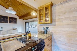 The Mountain Perch, Cabin 7 - Sunriver - 1