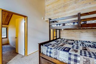 The Mountain Perch, Cabin 7 - 9