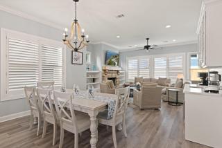 Dancing In The Moonlight - 108 Gould Street - 8