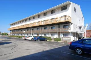 Jockey Beach Club 235 - 7