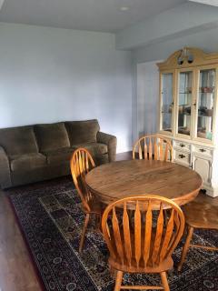 2 Bedroom Suite: Views, Private Entrance, EVchgr - 5