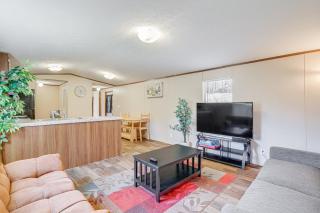 Pet-Friendly Home about 5 Mi to Blue Ridge Parkway! - Asheville - 8
