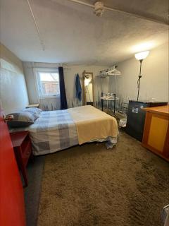 Kelowna International Hostel - 8