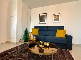 Disneyland-PARIS Sunshine - 6pers - Terrasse - vue sur Parc - 2Parkings - 3