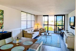 Seaview Court 402 - 9