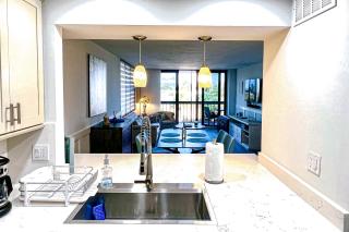 Seaview Court 402 - 6