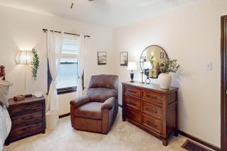 3BR Private Stay with Game Room and Fireplace - 2