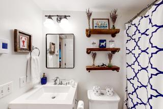 West End Getaway - 2