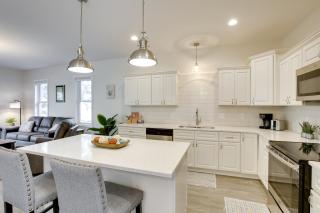 Mankato Getaway with Game Room and Salt Water Hot Tub! - Mankato - 2
